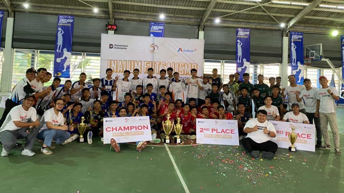 Pesta Gol 7-1! SMK Negeri 1 Air Putih Sabet Juara Inalum Futsalismo 2025